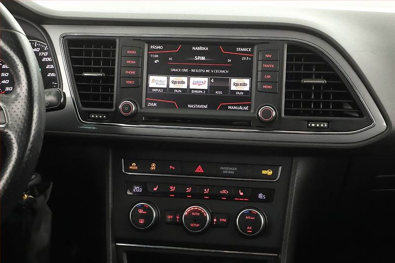 Seat Leon (2015) 1.4 TSI, Automat, Serv.kniha - fotka 11 z 17
