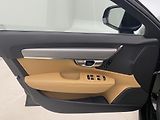 Volvo V90 D4 MOMENTUM AUT  - náhled 7
