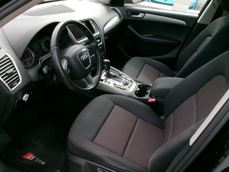 Audi Q5 (2009) 3,0TDI QUATTRO AC NAVI - fotka 11 z 28
