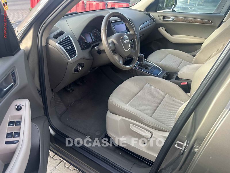 Audi Q5 (2009) 2.0 TDi - fotka 3 z 3