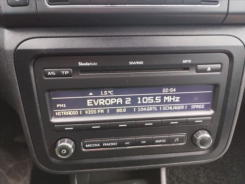 Škoda Roomster 1,2 77KW DSG - fotka 13 z 17