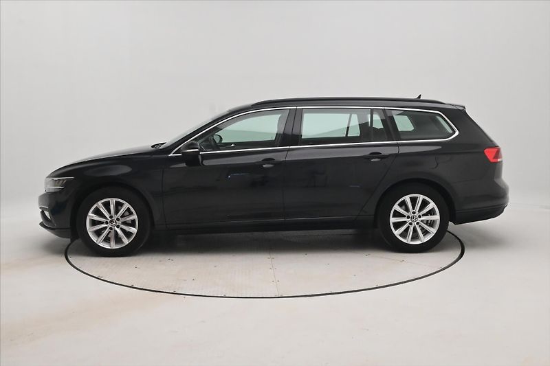 Volkswagen Passat 2,0 TDI 110 kW DSG Business Zá - fotka 8 z 32