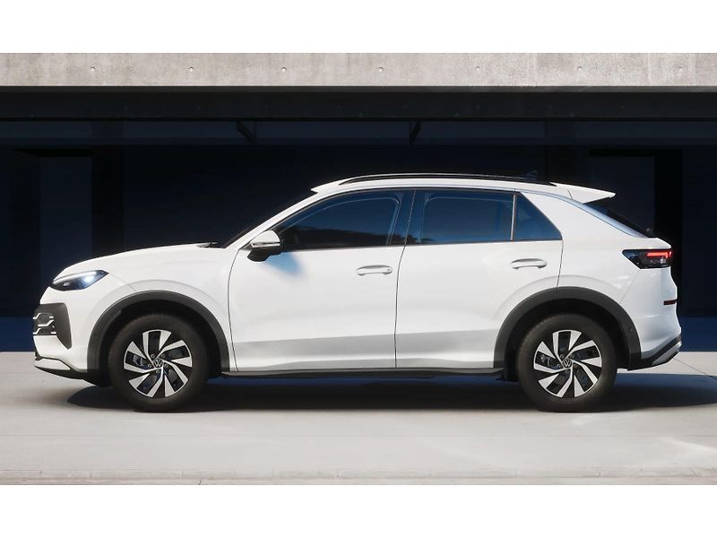 Volkswagen T-Roc (2026) SUV - fotka 2 z 3