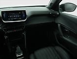 Peugeot 2008 (2021) GT 50 kWh, SoH 87%, Automat - náhled 8