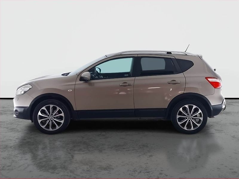 Nissan Qashqai (2012) 1.6 dCi, 4X4, Serv.kniha - fotka 3 z 19