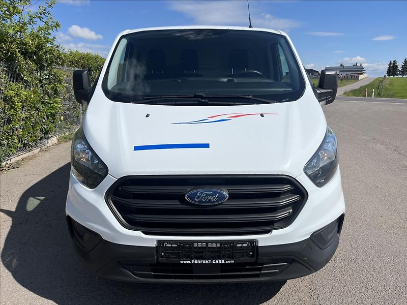 Ford Transit Custom 2,0 TDCi L1 H1 KLIMA VESTAVBA - fotka 2 z 41