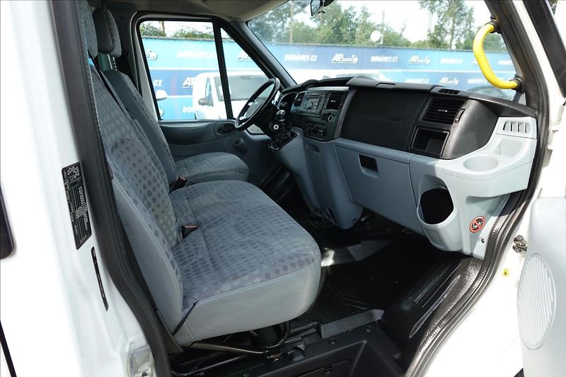 Ford Transit 2,2 TDCi  L3H2 9MÍST BUS KLIMA - fotka 15 z 38