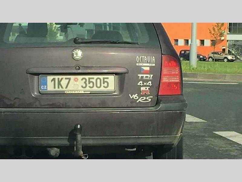Hrůzy tuzingu. I takhle se u nás upravují domácí škodovky.