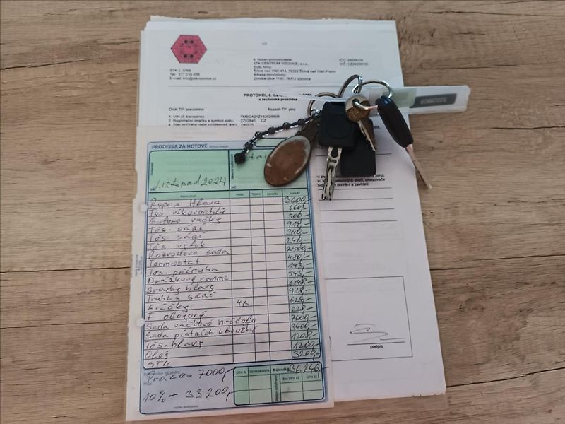 Škoda Octavia 1,6 MPI,75KW,DSG,KLIMA, - fotka 30 z 31
