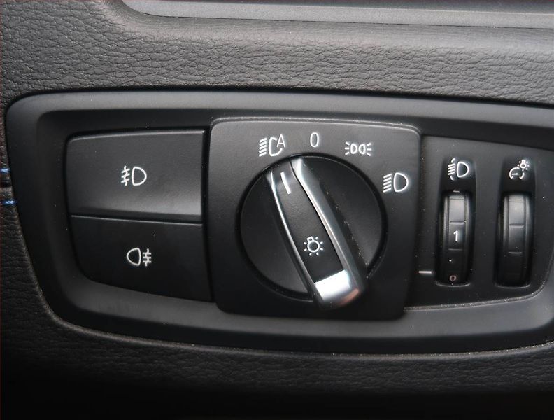 BMW X1 (2022) M Sport xDrive18d, M-Paket - fotka 18 z 27