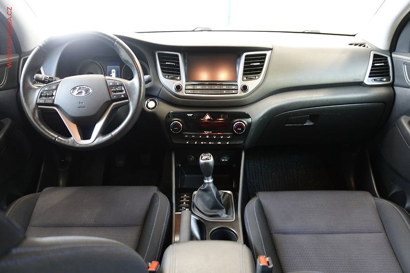 Hyundai Tucson (2016) 2.0CDi 4x4, ČR, Navi, AC - fotka 8 z 24