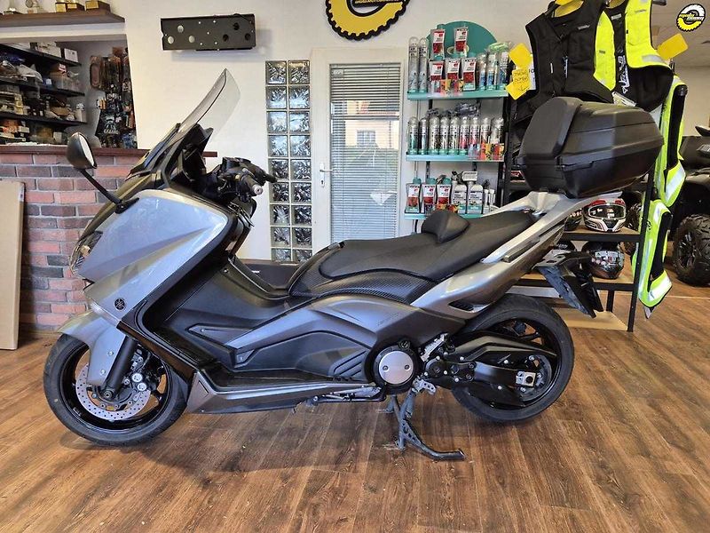 Yamaha T-Max 530 (2012) - fotka 3 z 21