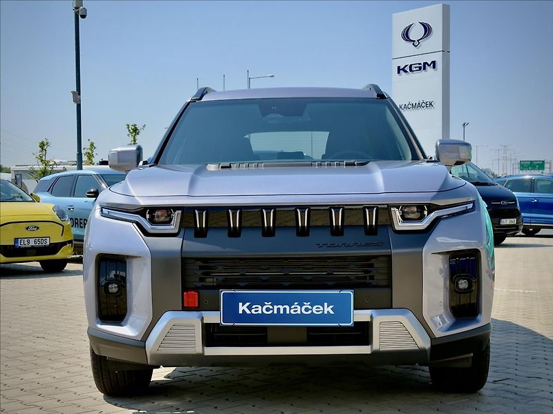 KGM Torres 1,5 GDI Hybrid 150kW Style - fotka 9 z 35