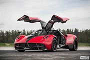 Pagani Huayra.