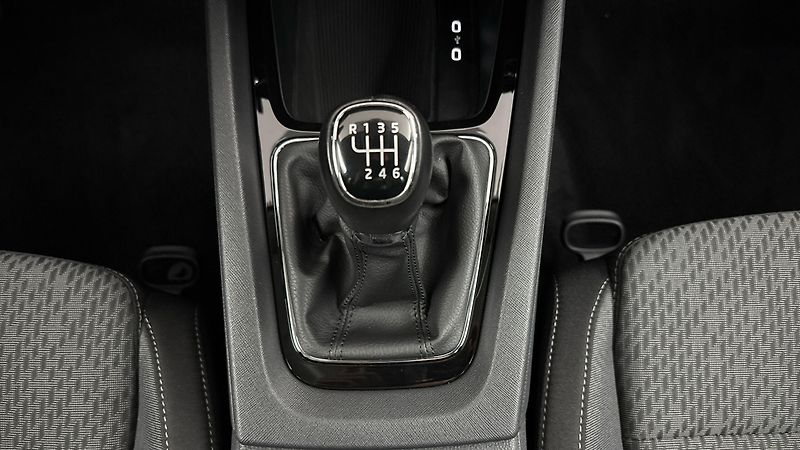 Škoda Octavia 1.5 TSI Style Combi - fotka 22 z 26