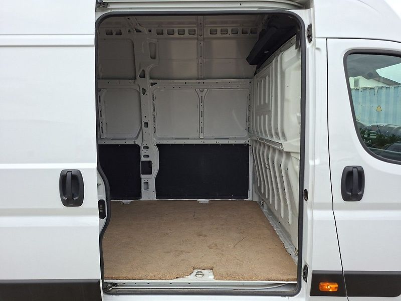 Opel Movano FG 4350 L4H3 2,2 BHDi 165k M6 - fotka 6 z 20