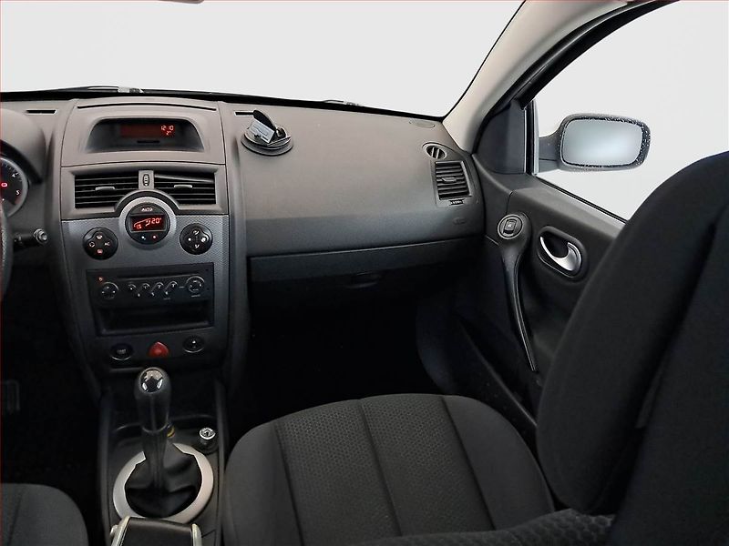Renault Mégane (2005) 1.5 dCi, Serv.kniha, po STK - fotka 8 z 17