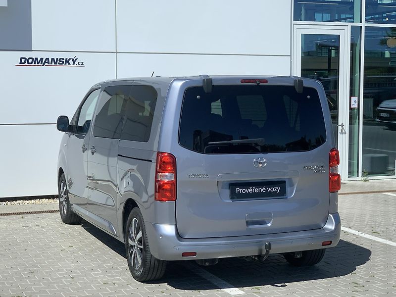 Toyota ProAce Verso VERSO FAMILY 2.0D-4D 106kW - fotka 13 z 31