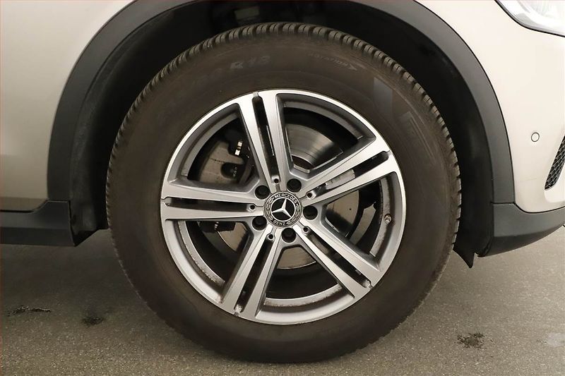 Mercedes-Benz GLC (2020) Avantgarde 220 d 4MATIC - fotka 12 z 21