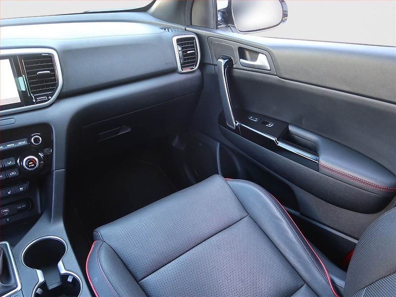 Kia Sportage (2021) GT Line 1.6 CRDi MHEV - fotka 8 z 20