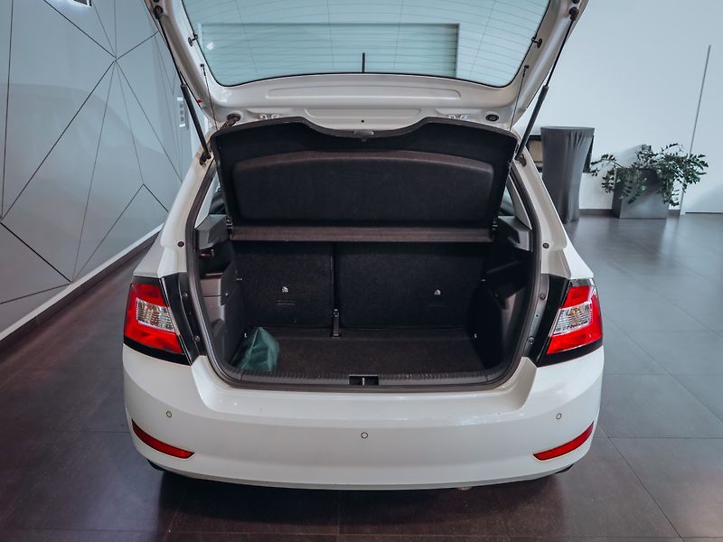 Škoda Fabia 1.0 TSI 70 kW Ambition - fotka 7 z 28