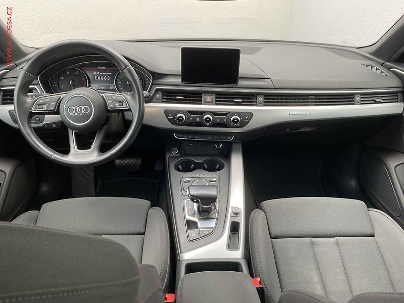 Audi A4 (2019) 2.0 TDi quattro, Sport, AT - fotka 8 z 19