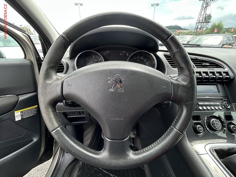 Peugeot 3008 (2009) 1.6 HDi, servis.kniha - fotka 12 z 15