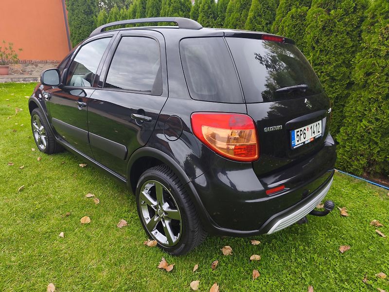 Suzuki SX4 (2007) 1.9DDis 88kw, r.v.2007 - fotka 4 z 7
