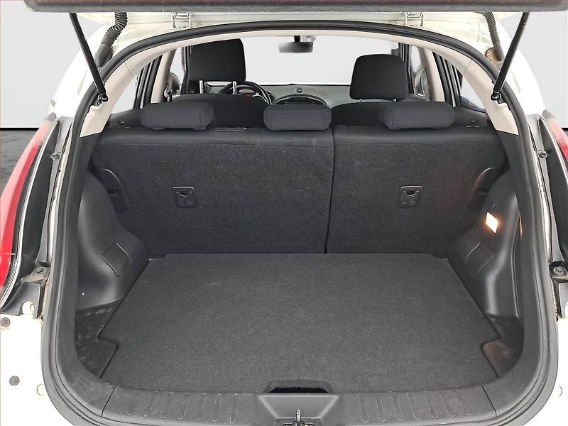 Nissan Juke (2017) 1.2 DIG-T, Serv.kniha, Navi - fotka 14 z 19