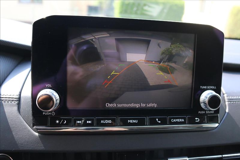 Mitsubishi Outlander 2,4 PHEV, 7míst, Invite - fotka 23 z 53
