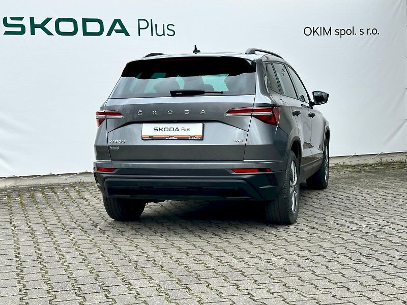 Škoda Karoq (2023) 2.0 TDI 110kW Style 4x4 DSG - fotka 2 z 27