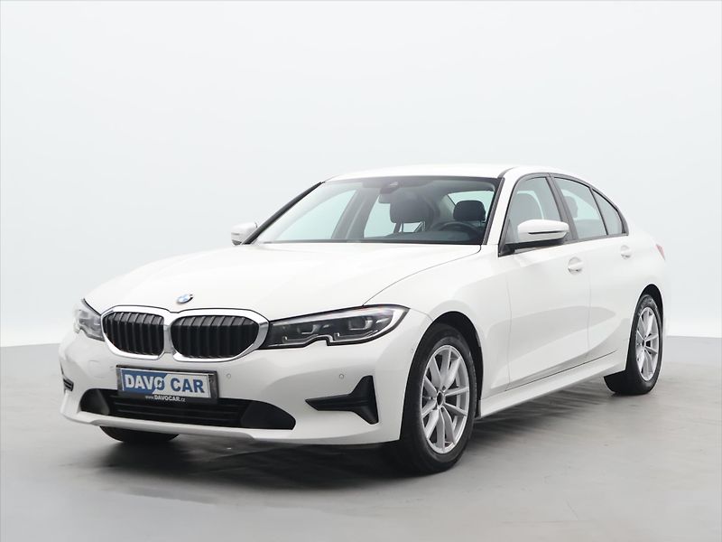 BMW Řada 3 2,0 320d 140 kW xDrive ADVANTA - fotka 3 z 34
