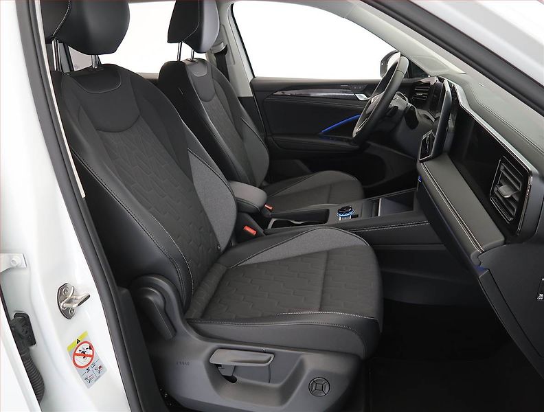 Volkswagen Tiguan (2025) Life 1.5 eTSI, digi klima - fotka 9 z 23