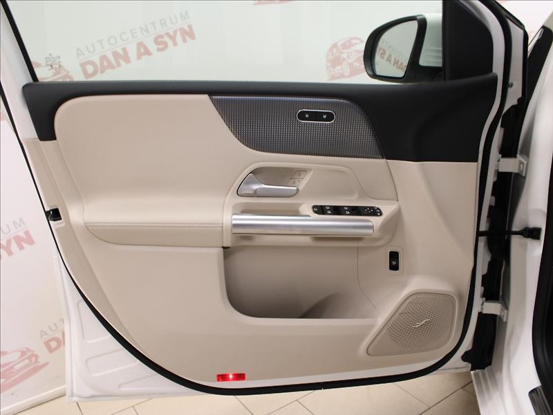 Mercedes-Benz Třídy B 2,0 220 140KW 1.maj, CZ, zánov - fotka 10 z 33