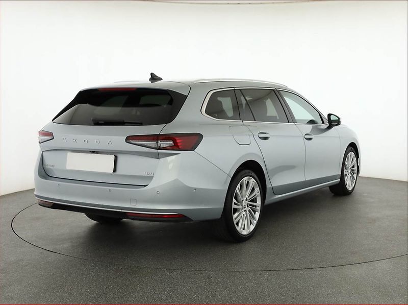 Škoda Superb (2024) 2.0 TSI - fotka 5 z 21
