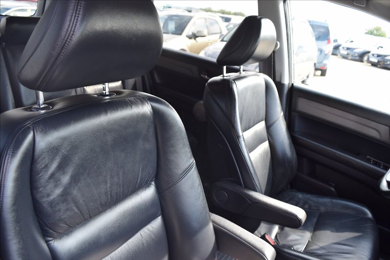 Honda CR-V 2,0 I 110KW 4X4 TAŽNÉ TOP! - fotka 24 z 51