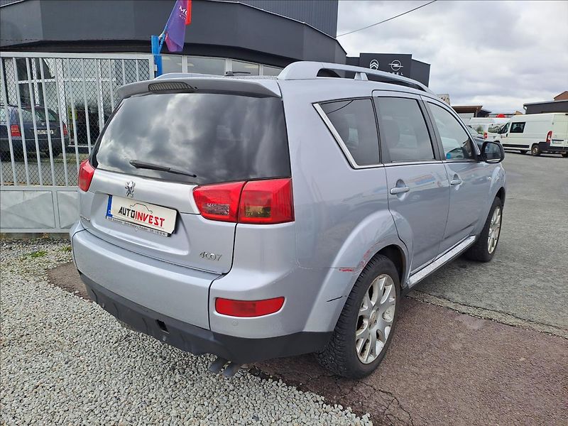 Peugeot 4007 2,2 HDI 4WD KŮŽE - fotka 3 z 17