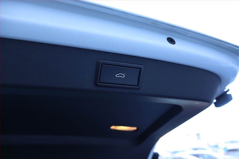 Škoda Superb (2017) 2.0 TSI, 4X4, Automat, Kůže - fotka 28 z 32
