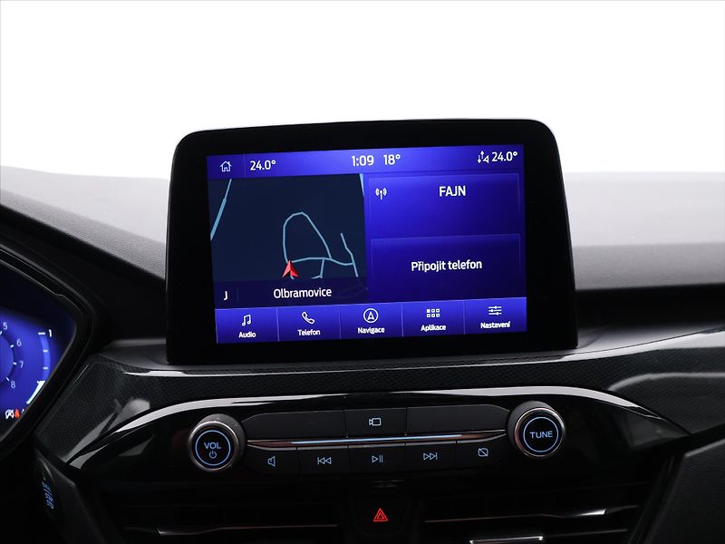 Ford Kuga 1,5 EB 110kW ST-Line - fotka 17 z 26