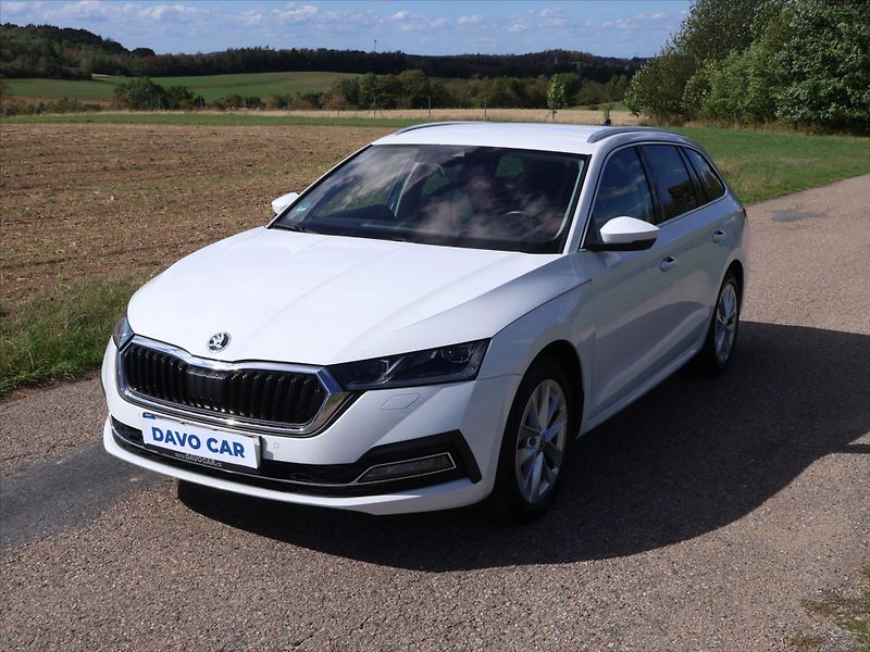 Škoda Octavia 2,0 TDI DSG Style Matrix DPH - fotka 3 z 22