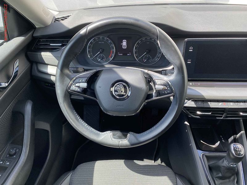 Škoda Octavia (2022) 2.0 TDi, Ambition, Webasto - fotka 11 z 22