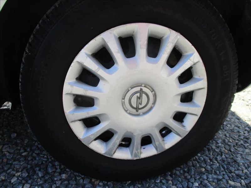 Opel Corsa 1,2 i, 51kW, klima, nová STK, - fotka 23 z 26