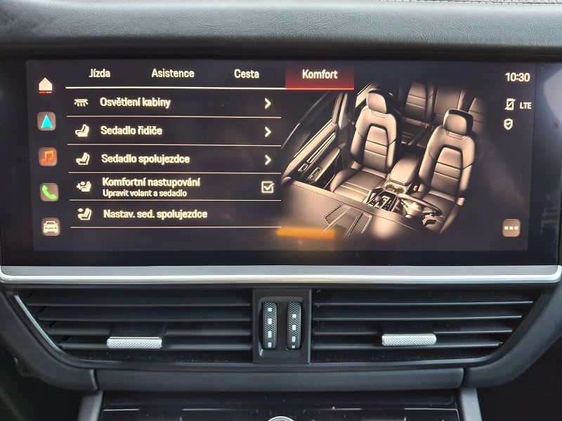 Porsche Cayenne (2023) GTS 4,0 338kW - fotka 24 z 35