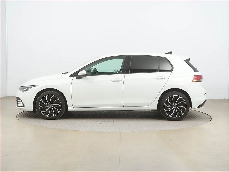 Volkswagen Golf (2022) 2.0 TDI, ČR,1.maj, Tempomat - fotka 3 z 17