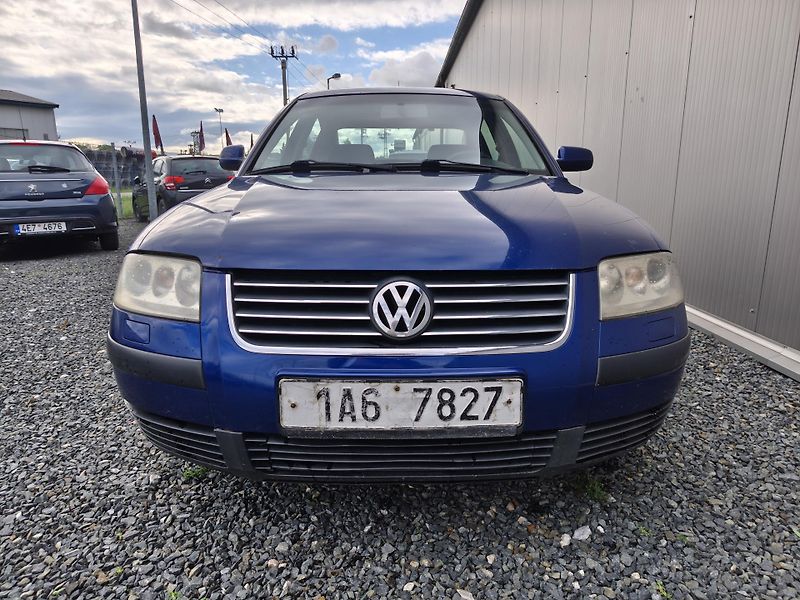 Volkswagen Passat 1.9 TDI 74KW, ČR - fotka 9 z 14