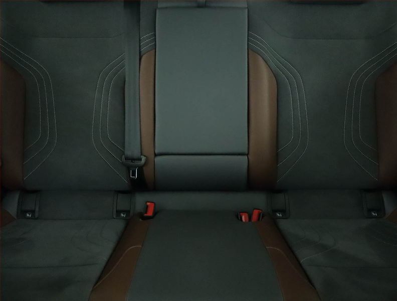 Volkswagen ID.4 (2021) 1st (82 kWh), SoH 89% - fotka 10 z 18