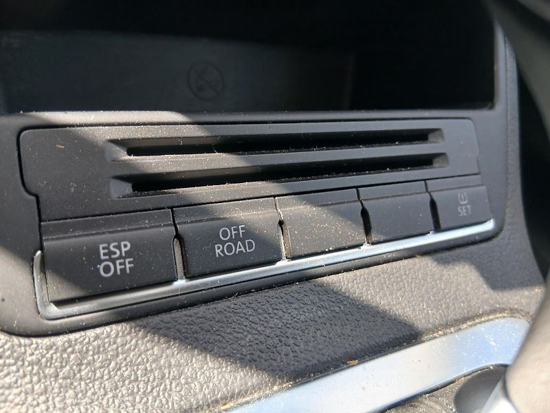 Volkswagen Tiguan 2.0 TSi 4x4 - fotka 24 z 36