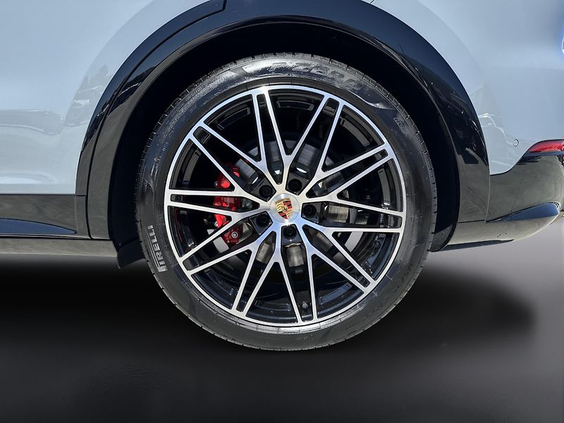 Porsche Cayenne GTS Coupé - fotka 10 z 30
