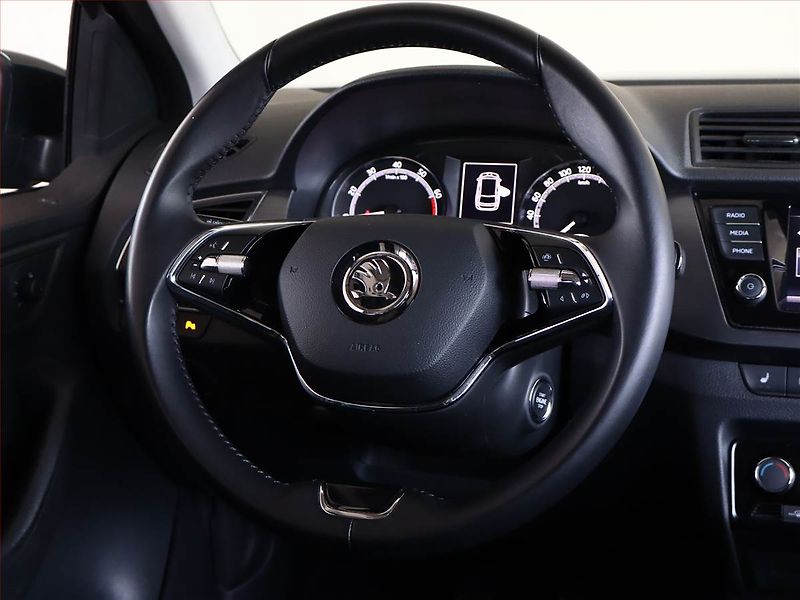 Škoda Fabia (2021) Style 1.0 TSI, Serv.kniha - fotka 13 z 18