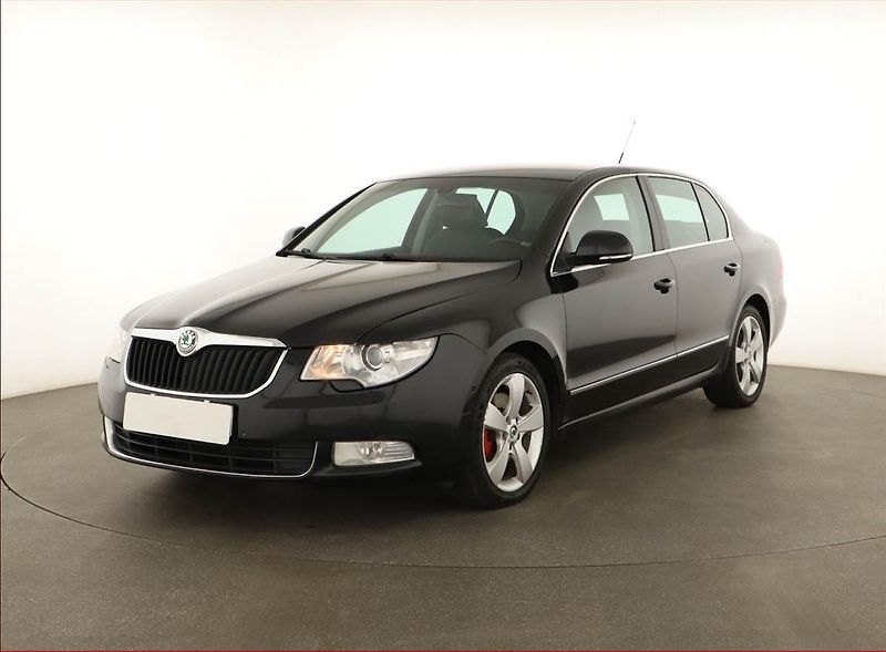 Škoda Superb (2008) 2.0 TDI, Automat, Navi, Xenony - fotka 2 z 19